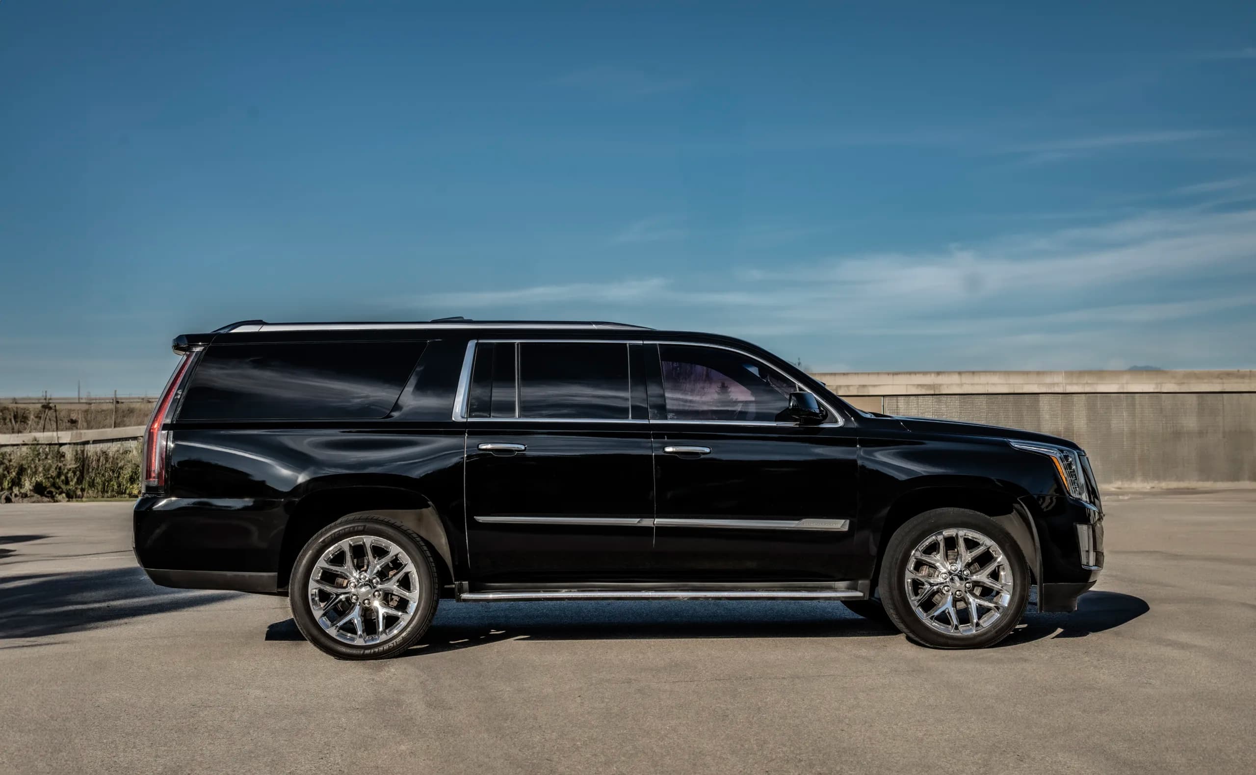Cadillac Escalade SUV gallery 3
